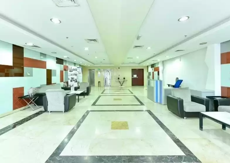 تجاري عقار جاهز نصف مفروش مكتب  للإيجار في السد , الدوحة #8979 - 1  صورة 